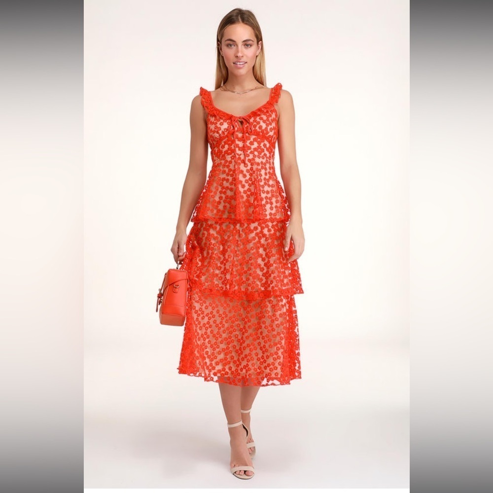 Lulu’s Sleeveless lined tiered maxi dress Somebody Swoon Coral Red Embroidered